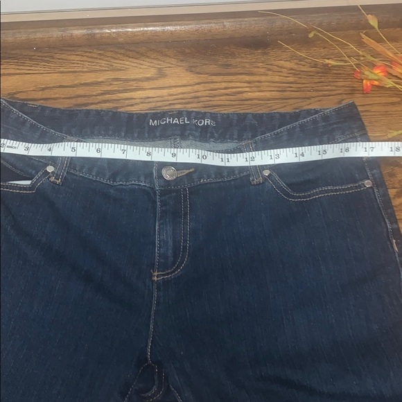 Micheal Kors Jeans with Charm - Picture 6 of 9
